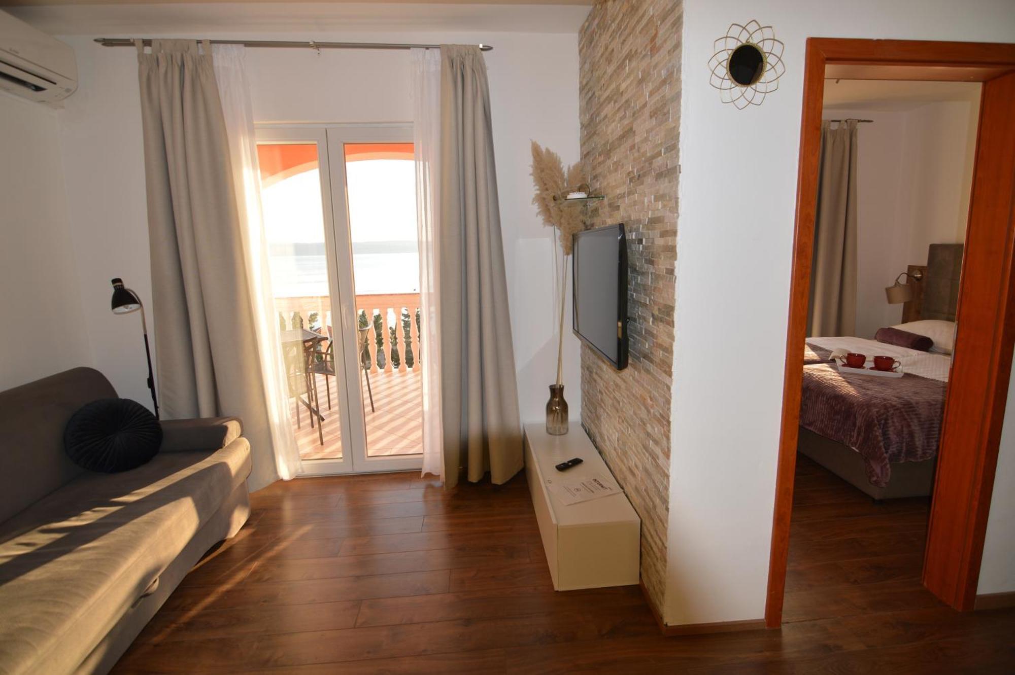 Apartments By The Sea Starigrad, Paklenica - 16421 Room photo